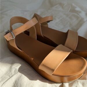 American Eagle Outfitters Tan Women's Sandals